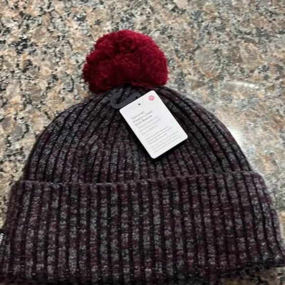 Lululemon Winter Knit Hat Brand New With Tags - Picture 1 of 4